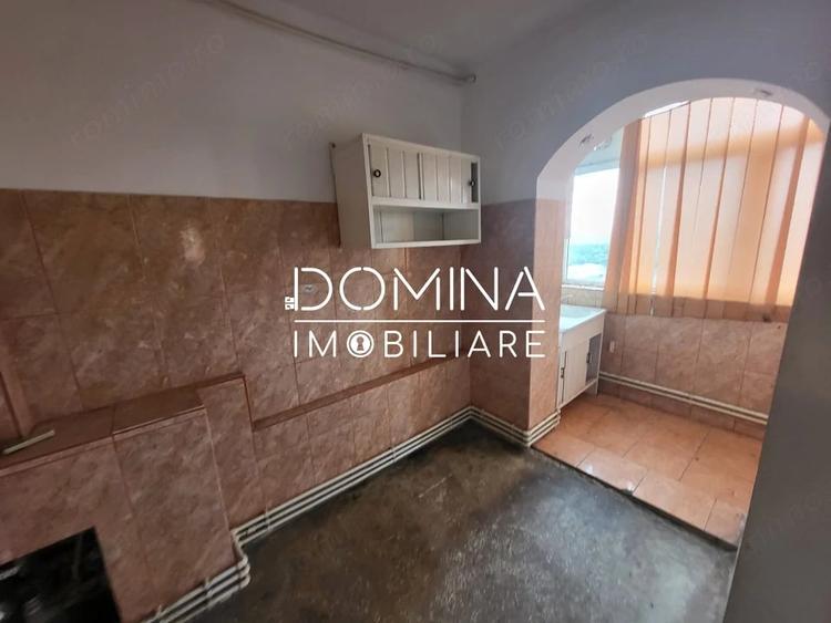 Apartament cu 2 camere decomandat în Plopilor