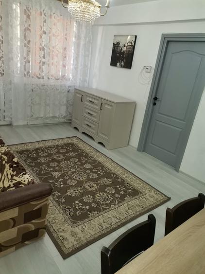 Apartament cu 2 camere semidecomandat în Ultracentral