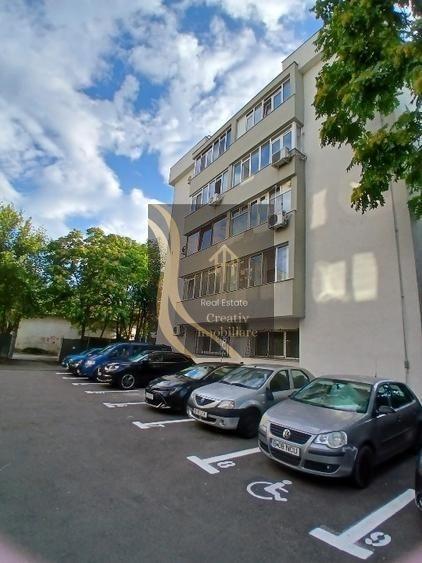 Garsonieră decomandată în Vitan Mall