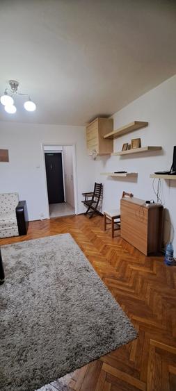 Garsonieră semidecomandată în Costin Georgian