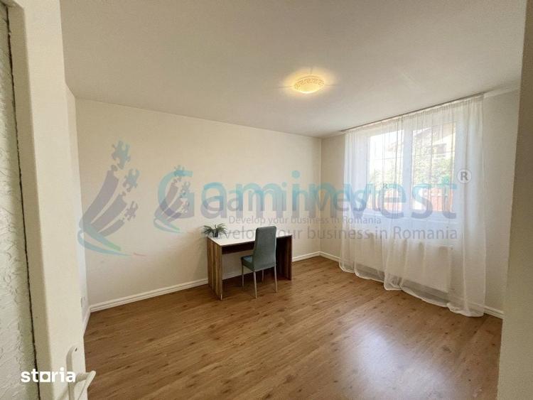 Casă cu 5 camere cu Teren 572 Mp în Sântandrei