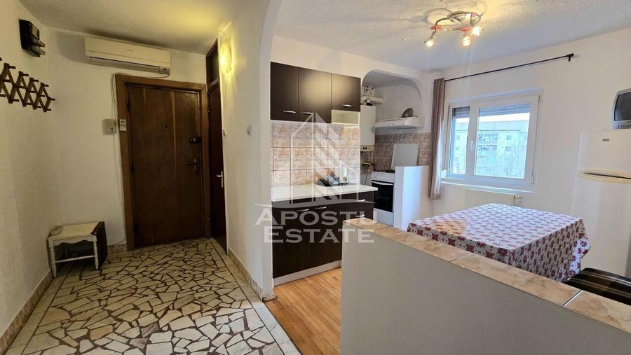 Apartament cu 2 camere decomandat în Bucovina