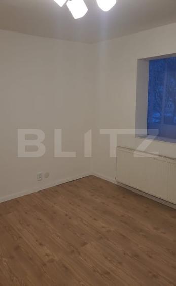 Apartament cu 3 camere decomandat în Dâmbu Pietros