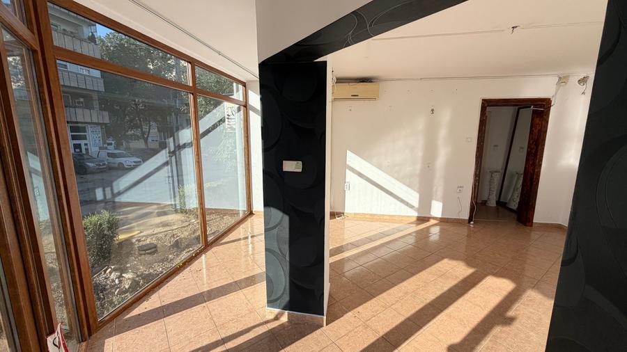 Spatiu comercial de inchiriat Rogerius - 4