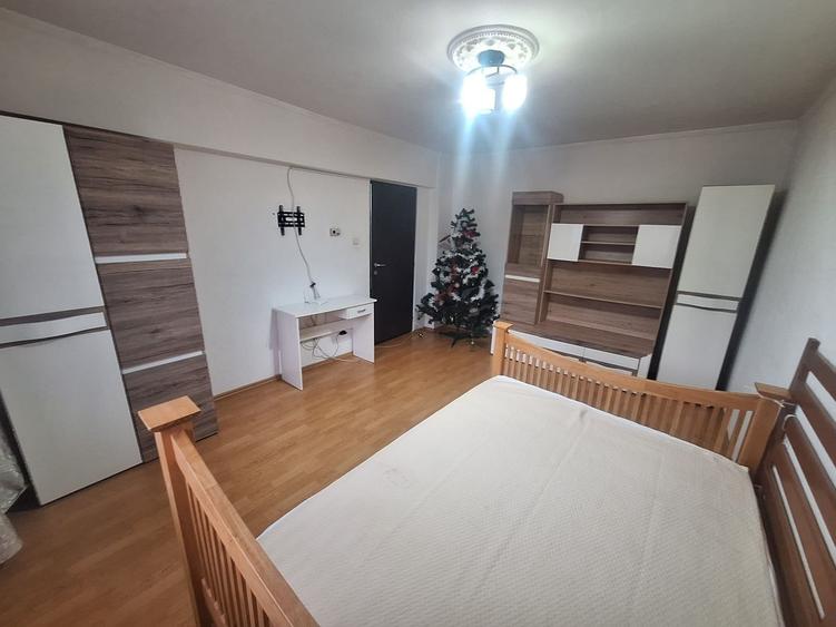 Apartament cu 2 camere, mobilat în Cetate