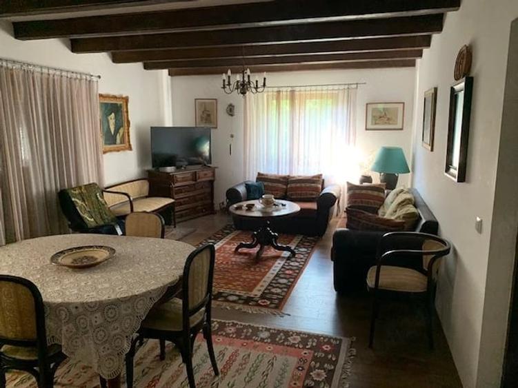 Casă cu Teren 1200 Mp în Breaza de Jos