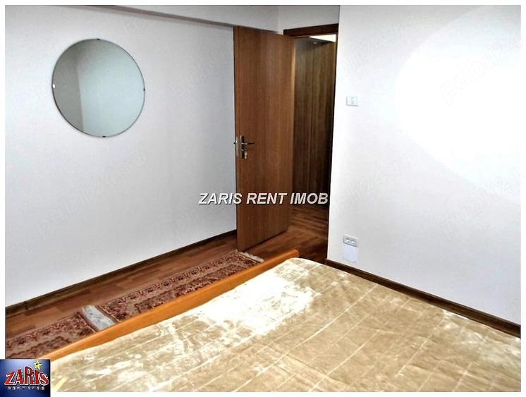 Apartament cu 3 camere decomandat în Republicii