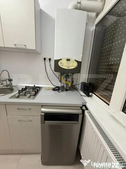 Apartament cu 2 camere semidecomandat în Democrației
