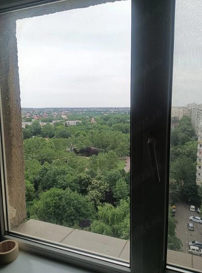 Apartament cu 3 camere decomandat în Pantelimon