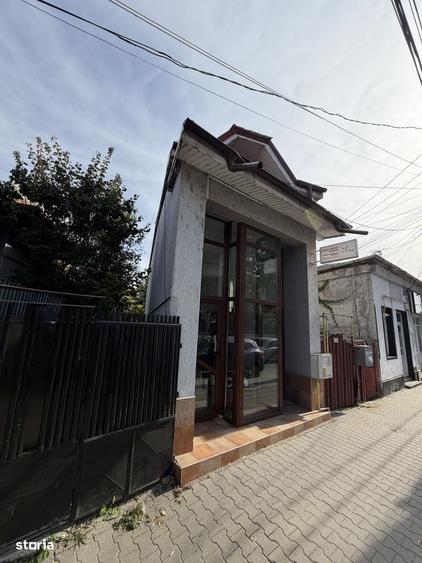 Spațiu comercial, de 150 mp, în Uiești