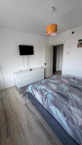 Apartament cu 2 camere decomandat în Sărata