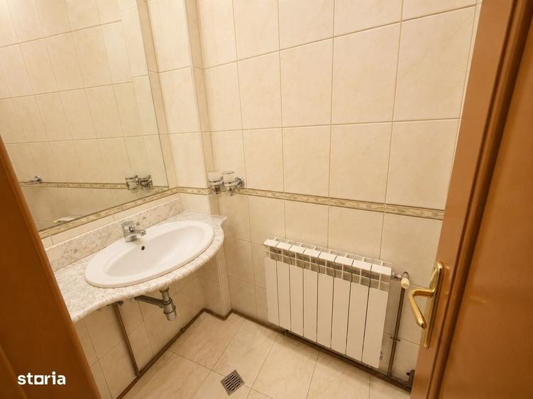 Apartament cu 3 camere decomandat în Ultracentral