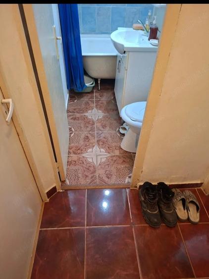 Garsonieră decomandată în Central