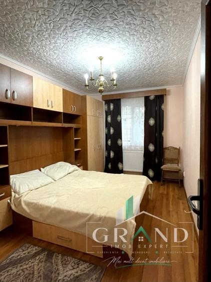 Apartament cu 3 camere semidecomandat, mobilat în Dâmbul Rotund
