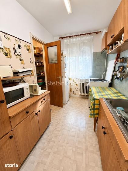 APARTAMENT 3 CAMERE DE VANZARE BULEVARDUL CONSTANTIN BRANCOVEANU