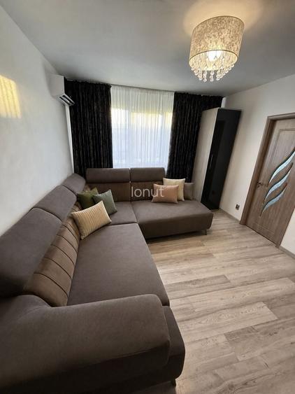 Vand apartament 2 camere