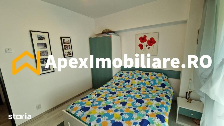 Apartament cu 3 camere decomandat în Decebal