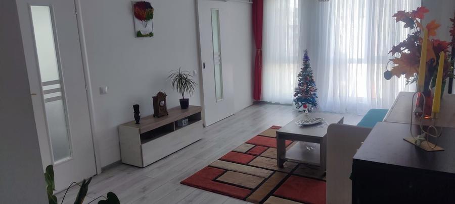 Apartament cu 2 camere semidecomandat în Florești