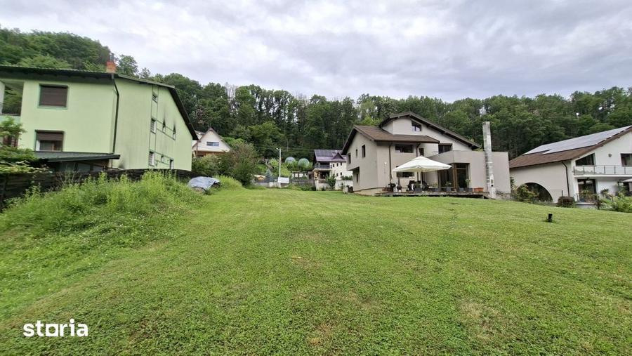 Teren intravilan 1203 mp Bascov-Florea zona Superba - 4