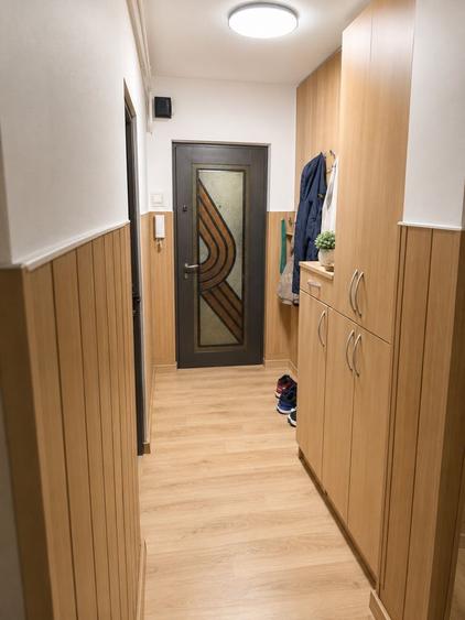 Apartament cu 4 camere decomandat în Ultracentral