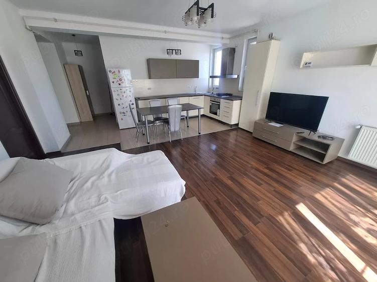 Apartament cu 2 camere semidecomandat în Funcționarilor
