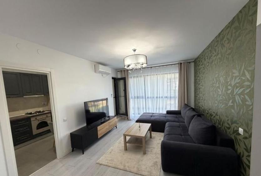 Apartament cu 3 camere decomandat, mobilat în Pipera