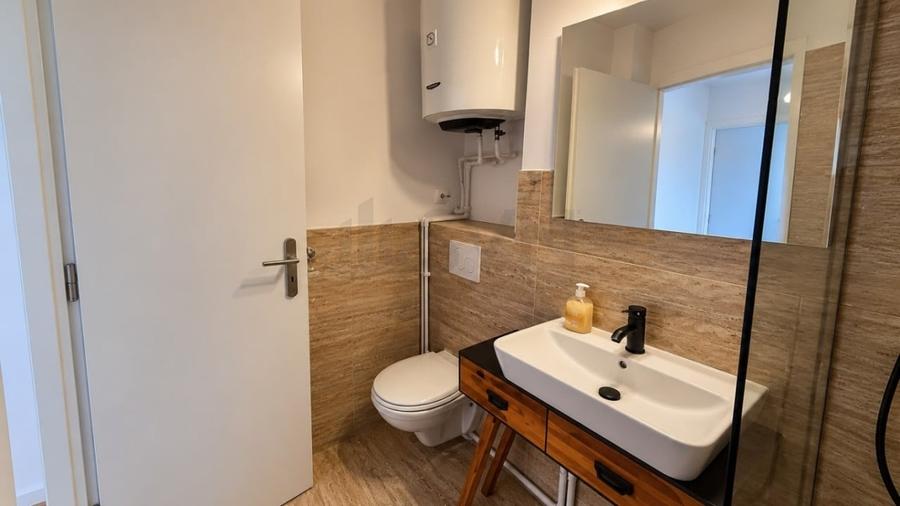 Apartament cu 2 camere decomandat, mobilat în Clucerului