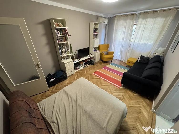 Apartament cu 3 camere decomandat în Ultracentral