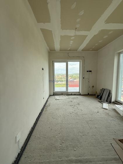 Casă individuală cu 5 camere cu Teren 500 Mp în Apahida