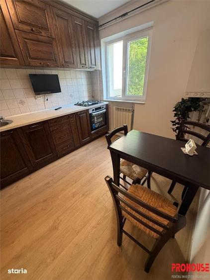 Apartament cu 4 camere în Ultracentral