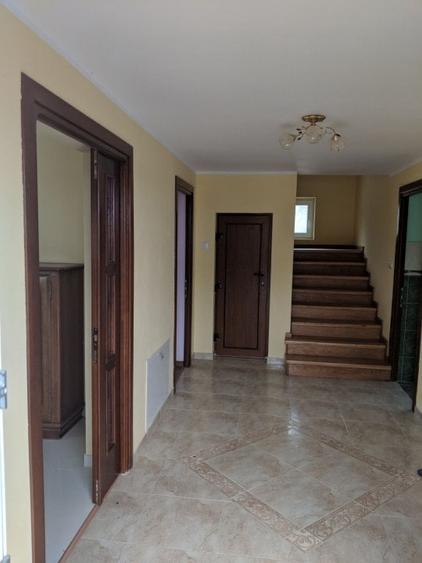 Casă individuală cu 5 camere cu Teren 2000 Mp în Dumbrăvița