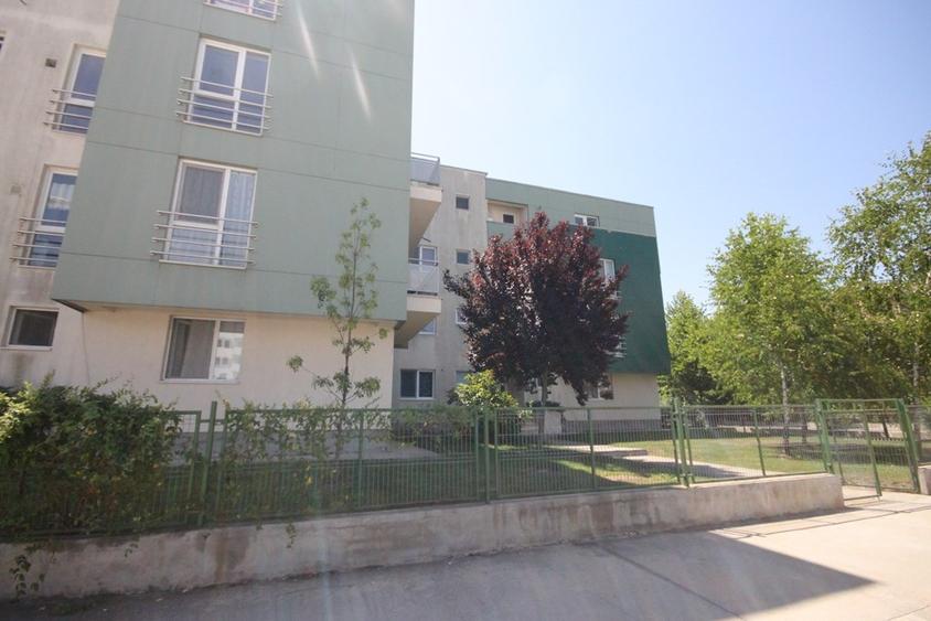 Apartament cu 2 camere semidecomandat în Băneasa