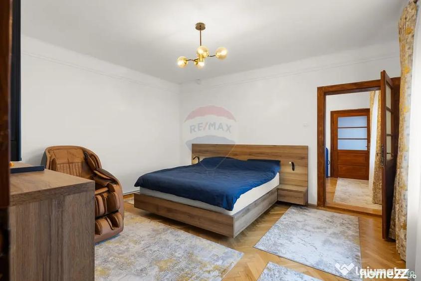 Casă cu 5 camere cu Teren 1085 Mp în Aradul Nou