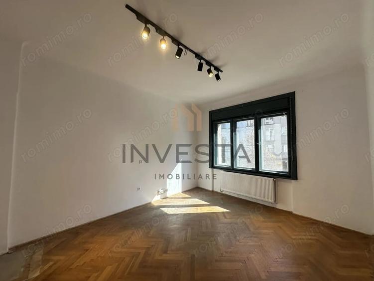 Apartament cu 4 camere decomandat în Ultracentral
