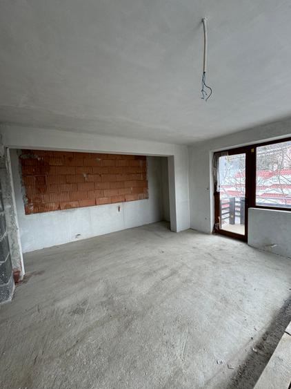 Casă individuală cu 6 camere cu Garaj în Predeal