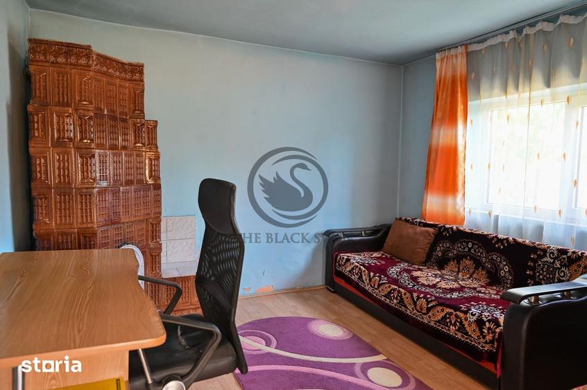 Casă cu 4 camere cu Teren 1117 Mp în Puchenii Mari