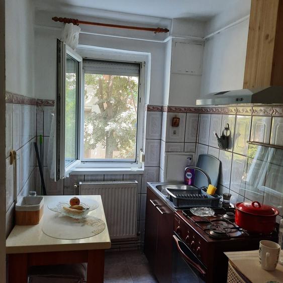 Apartament cu 2 camere semidecomandat în Exterior Vest