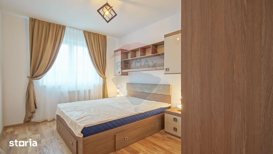 Apartament cu 3 camere în Tractorul