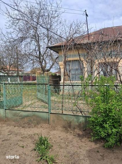 Casa de vanzare in comuna Lipovu jud Dolj - 7