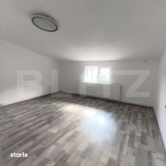 Casă cu 4 camere cu Teren 350 Mp în Central