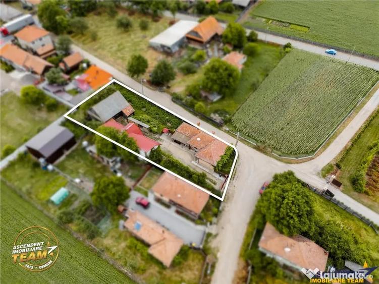 Casă cu 3 camere cu Teren 1123 Mp în Lunga