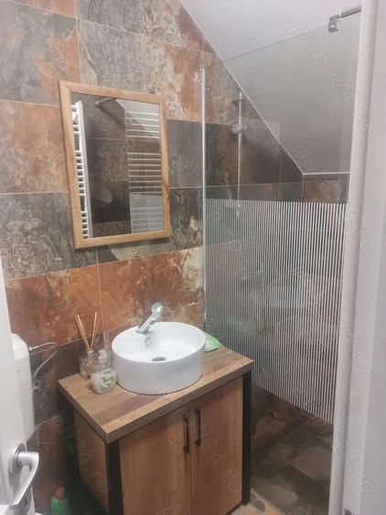 Apartament cu 2 camere decomandat în Ultracentral