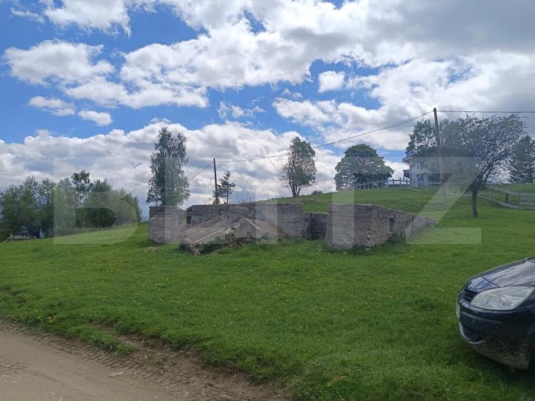 Teren Construcții intravilan de 4649 mp, în Peștera