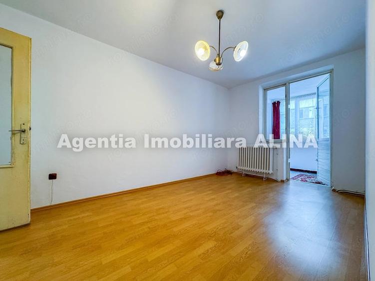 Apartament cu 2 camere semidecomandat în Dacia