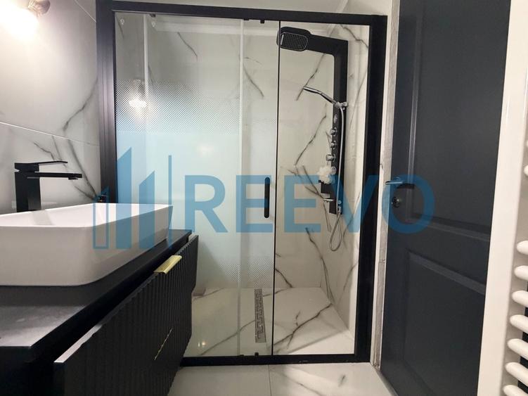 Apartament cu 3 camere decomandat, mobilat în 9 Mai