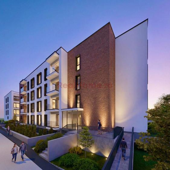 Apartament cu 3 camere decomandat în 1 Decembrie 1918