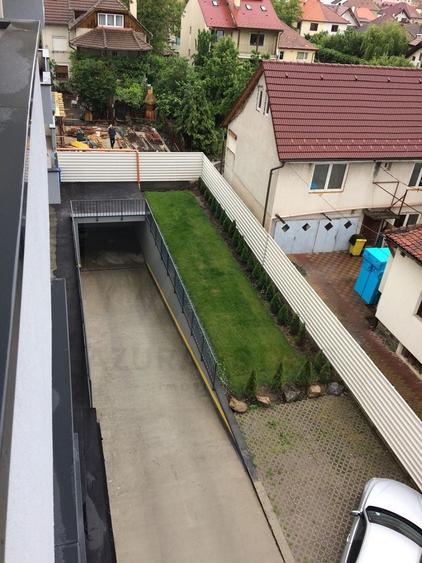 Apartament cu 3 camere decomandat, mobilat în Calea Dumbrăvii
