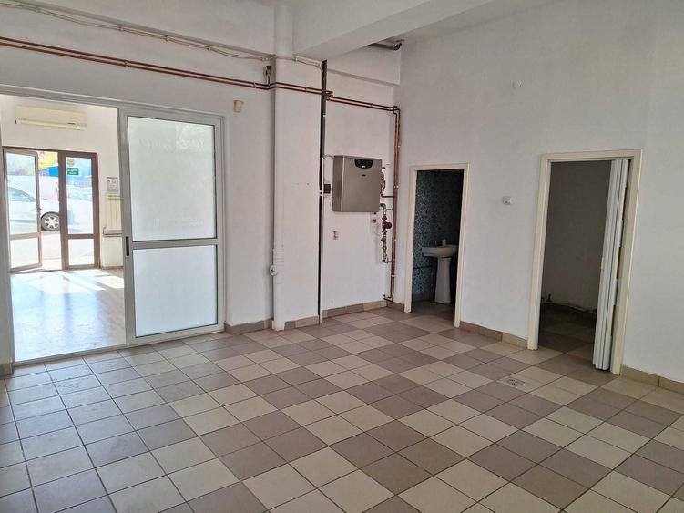 Spațiu comercial, de 140 mp, în Central