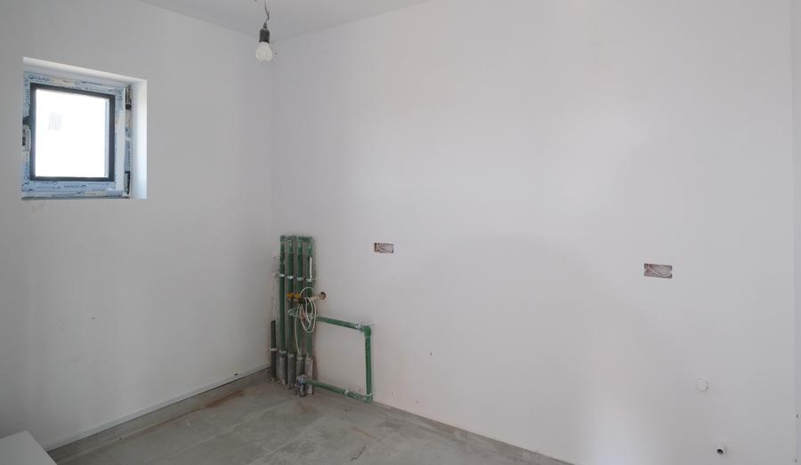 Casă individuală cu 6 camere cu Teren 700 Mp în Corbeanca