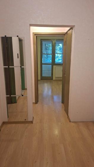 Apartament cu 3 camere decomandat în Dristor